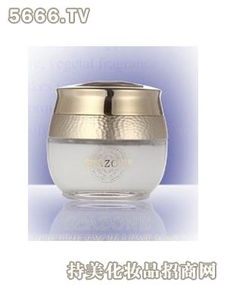 喜妝護膚品加盟店與通訊設備市場分析